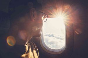 Discover how to prepare for your long flight!