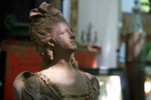 Marie Antoinette Bust